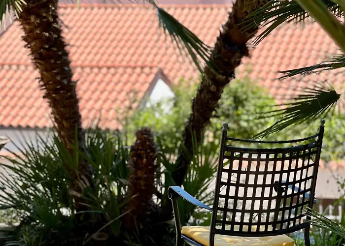 فندق Garden 3*