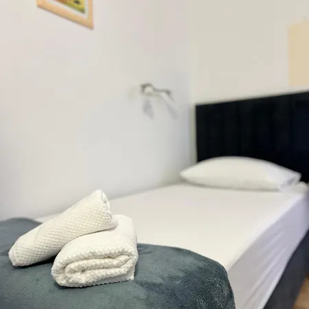 Garden Hotel 3*